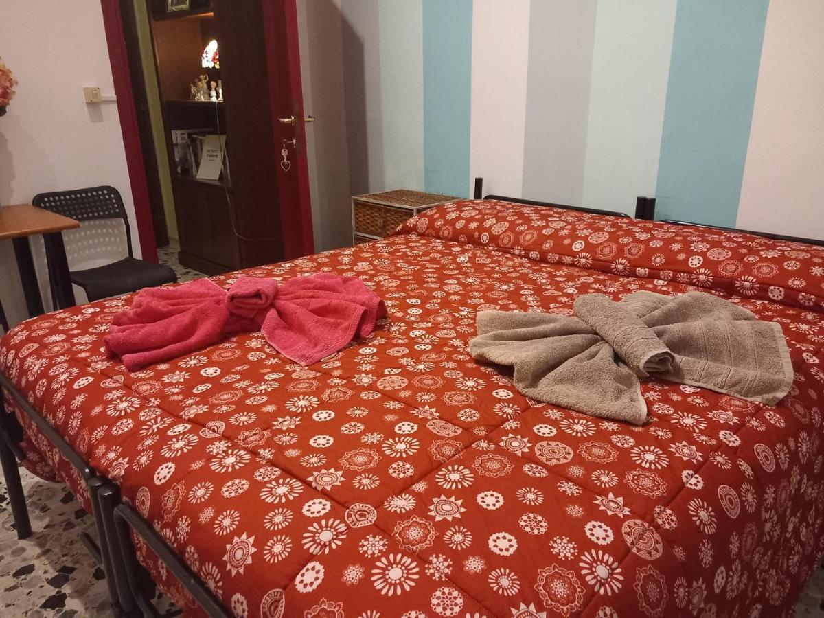 B&B Delle Arti 克雷马 外观 照片